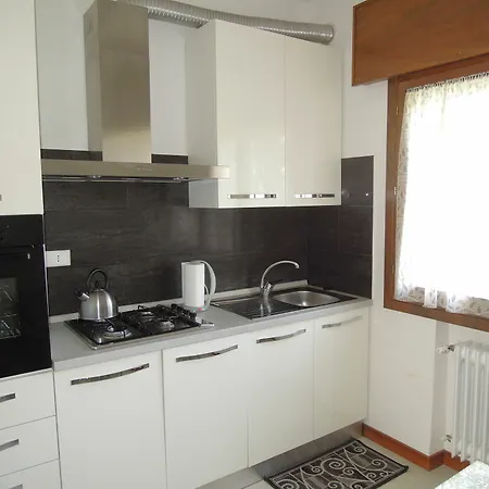 Apartment Fiorita *